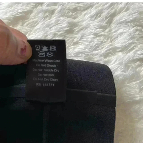 Ultracor‎ Altitude Interlace Crop Top Sports Bra size XS - Picture 10 of 12